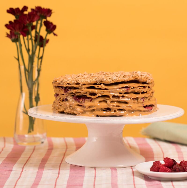 Torta Manjar Frambuesa Hojas De Cami